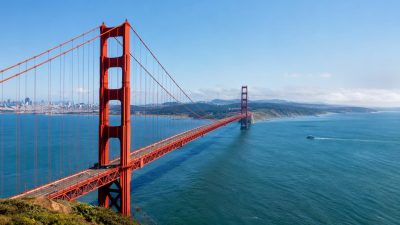 Pont du Golden Gate au-dessus de la baie de San Francisco